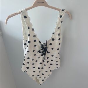 Never worn Marysia Scalloped Polka Dot Swimsuit - Large